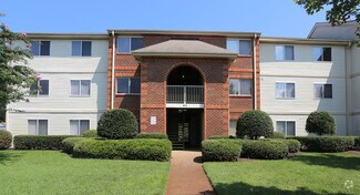805 Roam Ct, Newport News, VA 23605