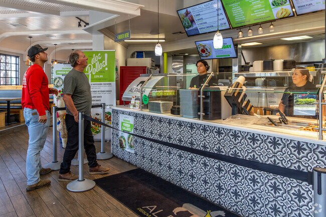 Alpaca Peruvian is a Winter Park neighborhood favorite for healthy food.