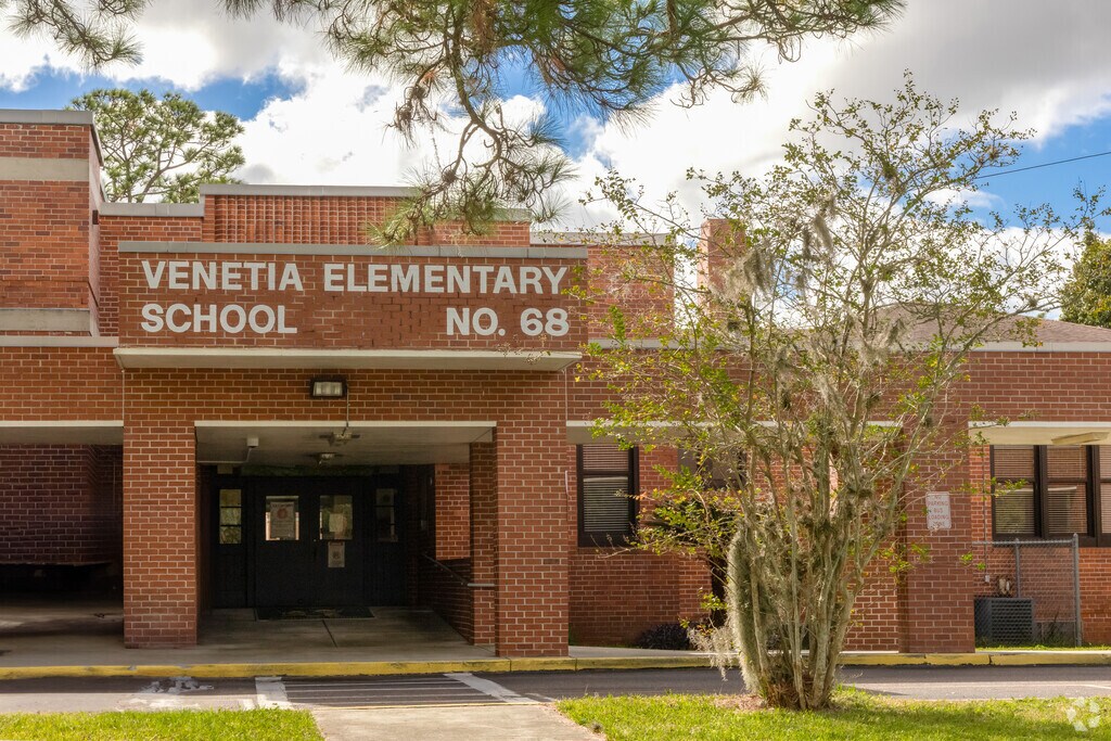 Venetia Elementary School provides education in the neighborhood of 
Ortega.