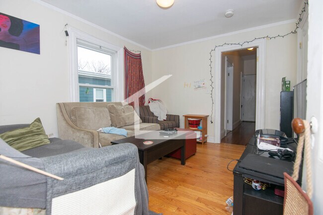 29 Pratt St unit 1, Allston, MA 02134 - photo 2