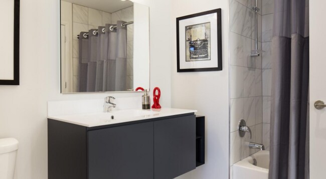 802 N Lasalle St, Chicago, IL 60610 - photo 3