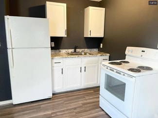 1824 N Crown St Unit 1824, Westland, MI 48185