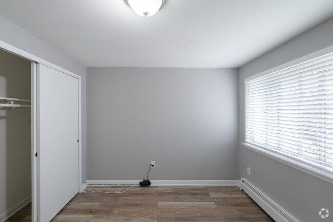 Washington Square Apartments, Hamburg, NY 14075 - photo 6