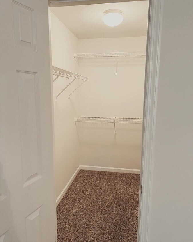 Dothan Farms 400 Burt Dr, Dothan, AL