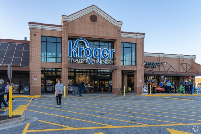 Green-Crestwood residents can head to Kroger for fresh daily produce.