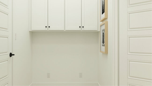 8301 Merrion Square Ave, Bakersfield, CA 93311 - photo 5