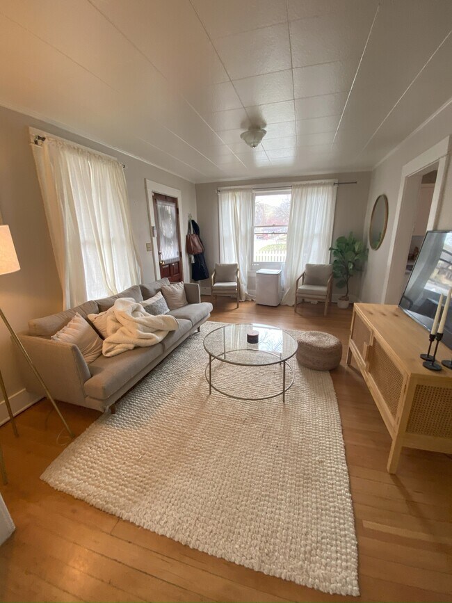 1509 W Hazel St, Boise, ID 83702 - photo 4