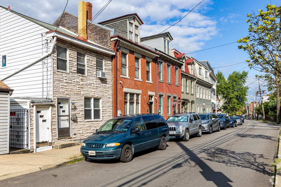 NH_South Side Slopes_546645_P2_102924