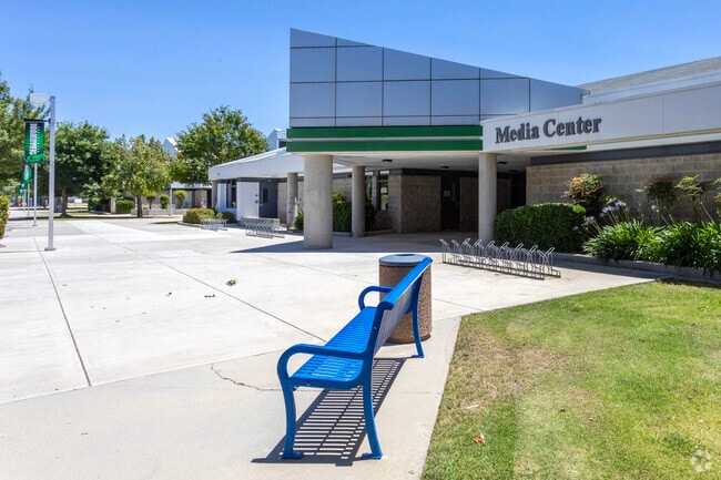 Cedarwood Elementary School in Clovis has a modern campus.