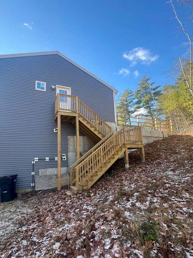 652 Goodwins Mills Rd, Dayton, ME 04005 - photo 3