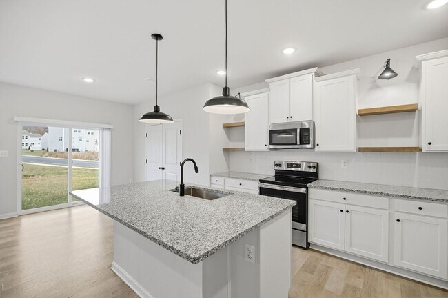 22 Preening Rd, Hedgesville, WV 25427 - photo 5