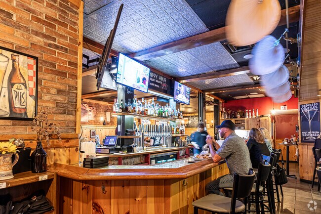 Plantsville residents meet for drinks and pub food at Hop House for a lively evening.