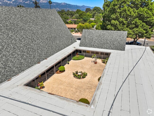 Santa Barbara Adventist School courtyard allows students a breathe of fresh are between classes.
