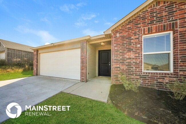 10005 Blue Wing Trail, Yukon, OK 73099 - photo 2