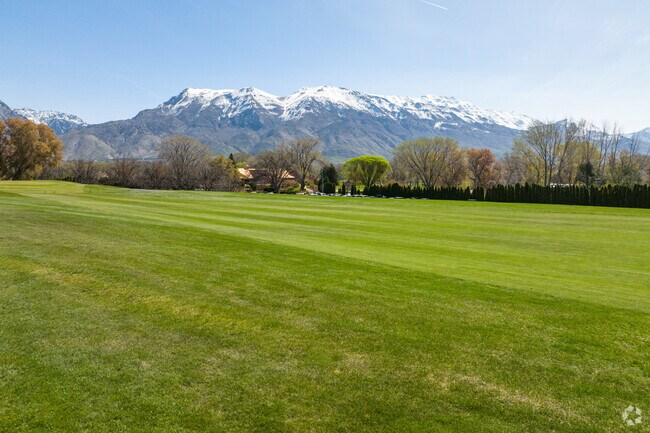 Fox Hollow in American Fork features well-manicured fairways and greens, as well as stunning views of the Mount Timpanogos.