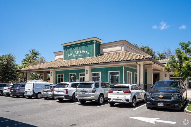 Kalapawai Deli is a favorite local spot, but is also frequented by tourists.