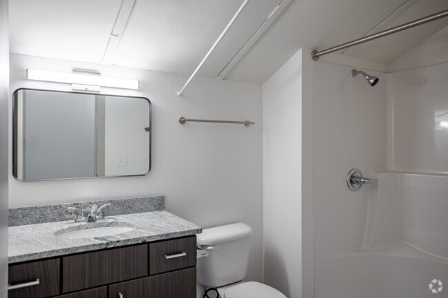 Unit 115 - 1BR, 1BA - 823SF - Bathroom