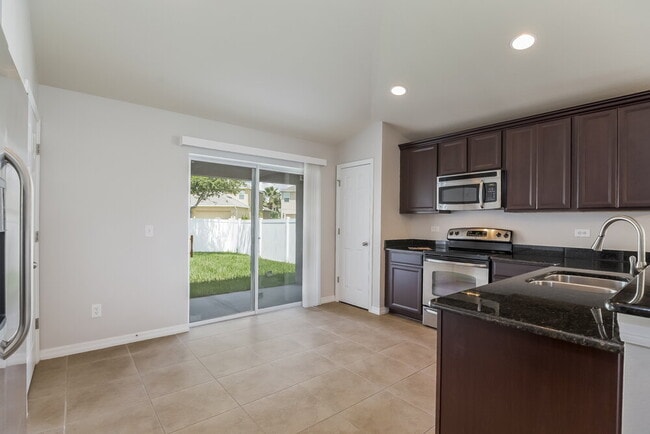 907 Muirwood Way, Winter Garden, FL 34787 - photo 7