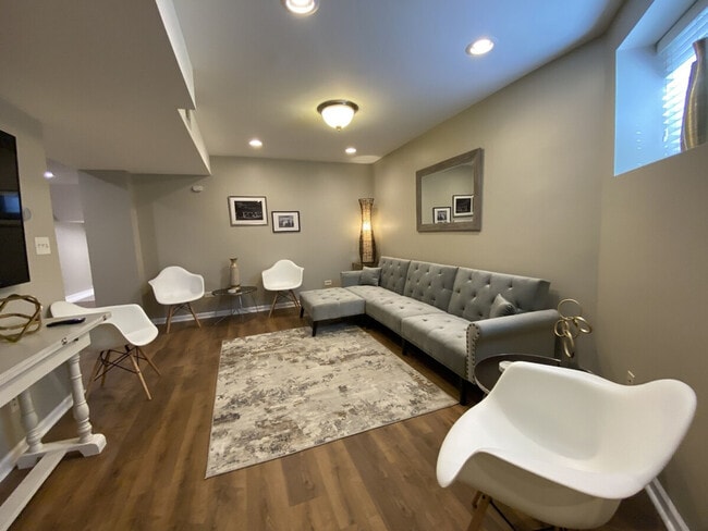 2219 N Bissell St unit ID1359763P, Chicago, IL 60614 - photo 2