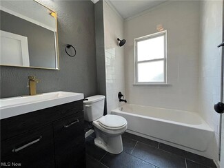 9605 Clifton Blvd, Cleveland, OH 44102