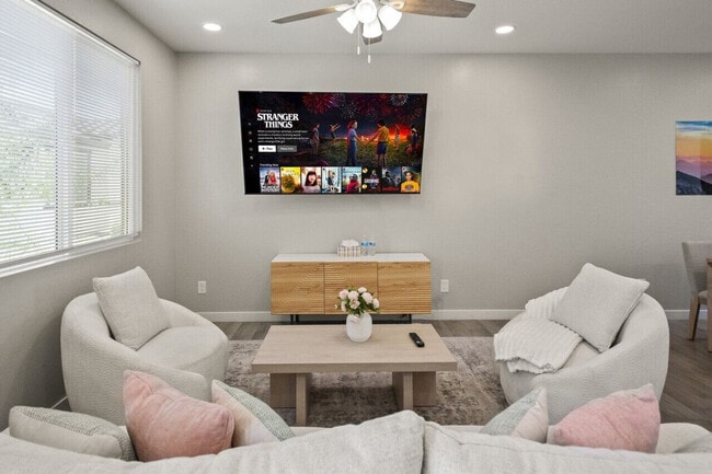 6612 W Paradise Ln unit ID1240444P, Glendale, AZ 85306 - photo 2