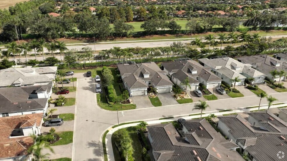 20001 Parrot Key Ct, Estero, FL 33928 - photo 2