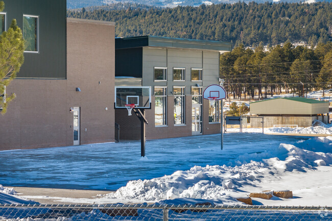 Marshdale Elementary School in Evergreen has basketball courts.