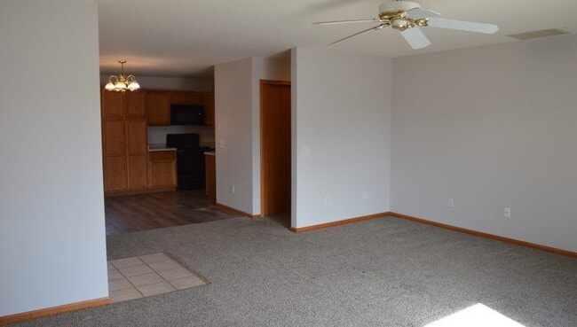 397 Country Clover Dr, Deforest, WI 53532 - photo 3