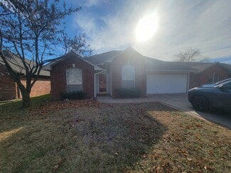 4608 Midway Dr, Norman, OK 73072
