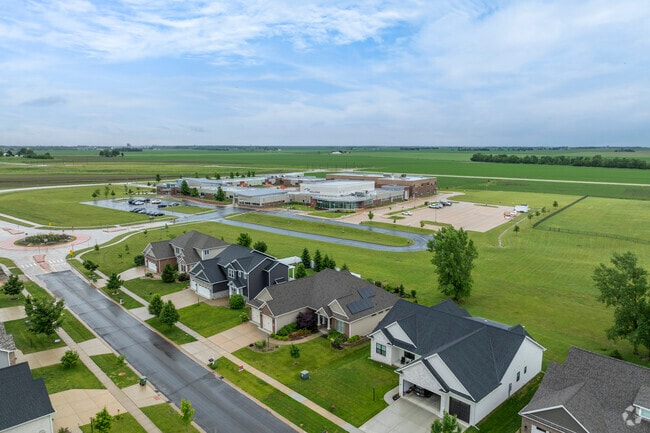 Middletown Prairie Elementary is located in a residential area of Lake of Woods.