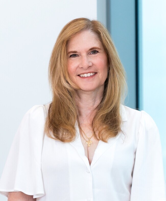 Barbara Hammons