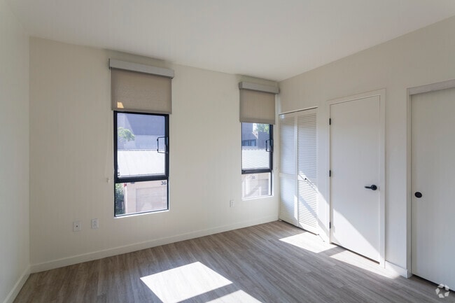 FiftyOne Baltimore at the Crossroads, La Mesa, CA 91942 - photo 6