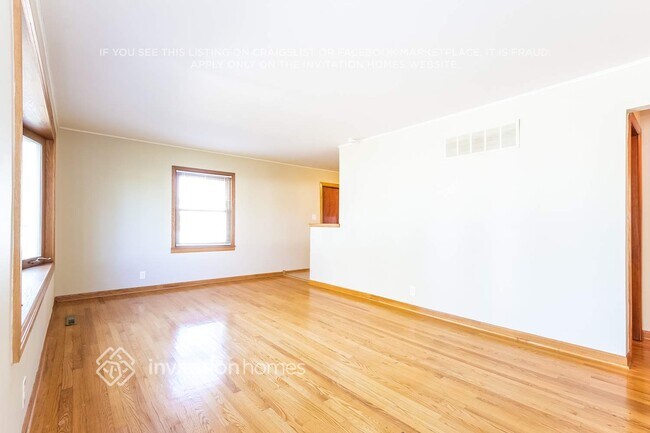 8841 Merrimac Ave, Oak Lawn, IL 60453 - photo 5