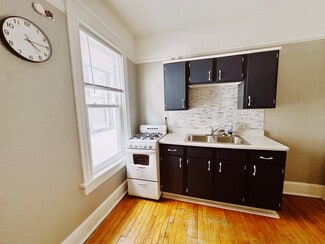 2531 N Murray Ave Unit 2nd Floor, Milwaukee, WI 53211