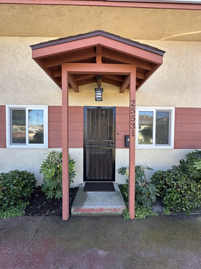 25531 Pennsylvania Ave unit 25531, Lomita, CA 90717 - photo 2