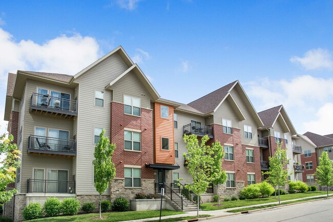 The Woodlands Buildings Exterior