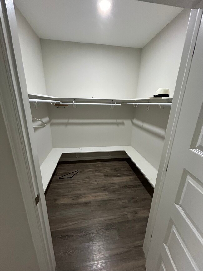 9 Clark St unit 303, Newark, NJ 07104 - photo 7