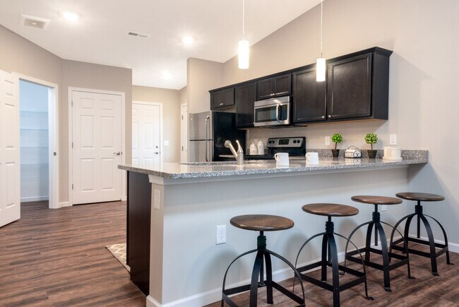 Redwood Kent, Kent, OH 44240 - photo 4