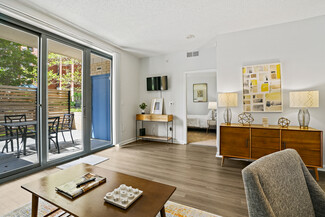 901 N Pollard St, Arlington, VA 22203