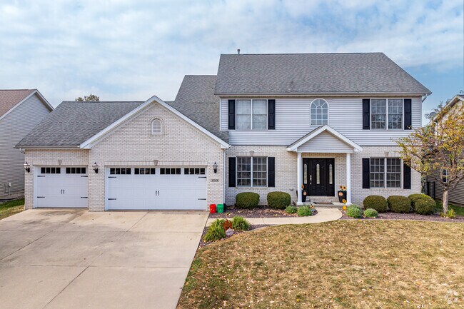 Single family homes in the Pheasant Ridge community of Normal price between $300,000 & $490,000.