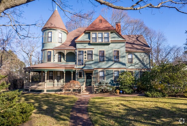 Some homes in Auburndale feature Queen Anne designs