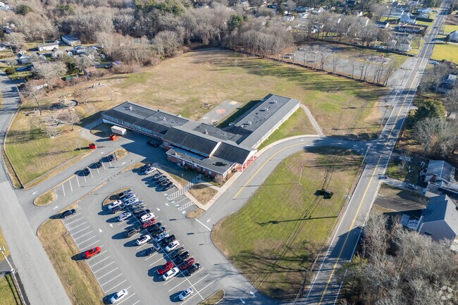 At the Alice A. Macomber School in Westport everyone has a high-performance expectation.