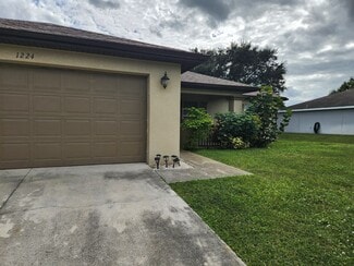 1224 Bayou St E, Lehigh Acres, FL 33974