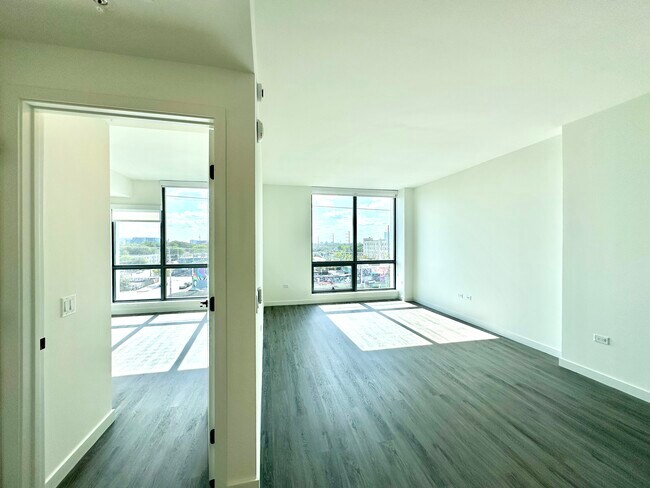 226 NW 32nd St unit A8, Miami, FL 33127 - photo 3