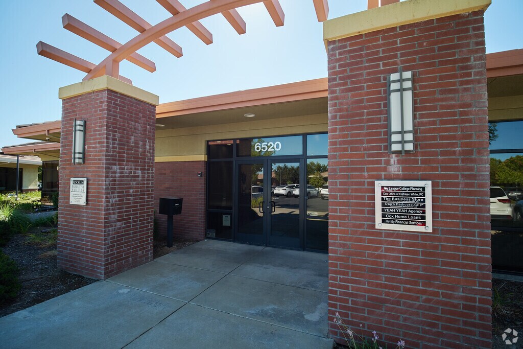 Peak Prep Pleasant Valley is in the Sunset West neighborhood.