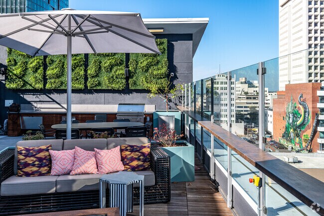 19th & Harrison, Oakland, CA 94612 - photo 6