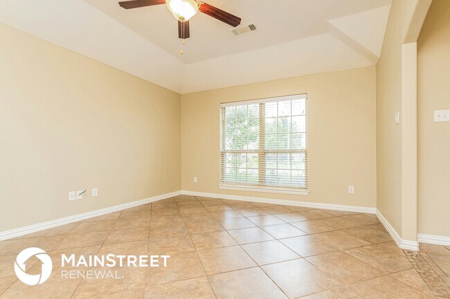 7664 Hollow Point Dr, Fort Worth, TX 76123 - photo 4