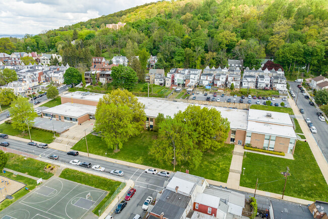 Above view of the 16th and Haak Elementary School.