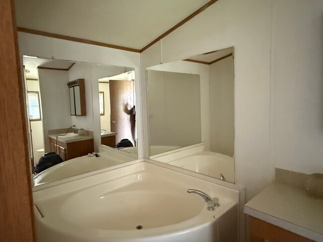 21 Mill St, Richford, NY 13835 - photo 3