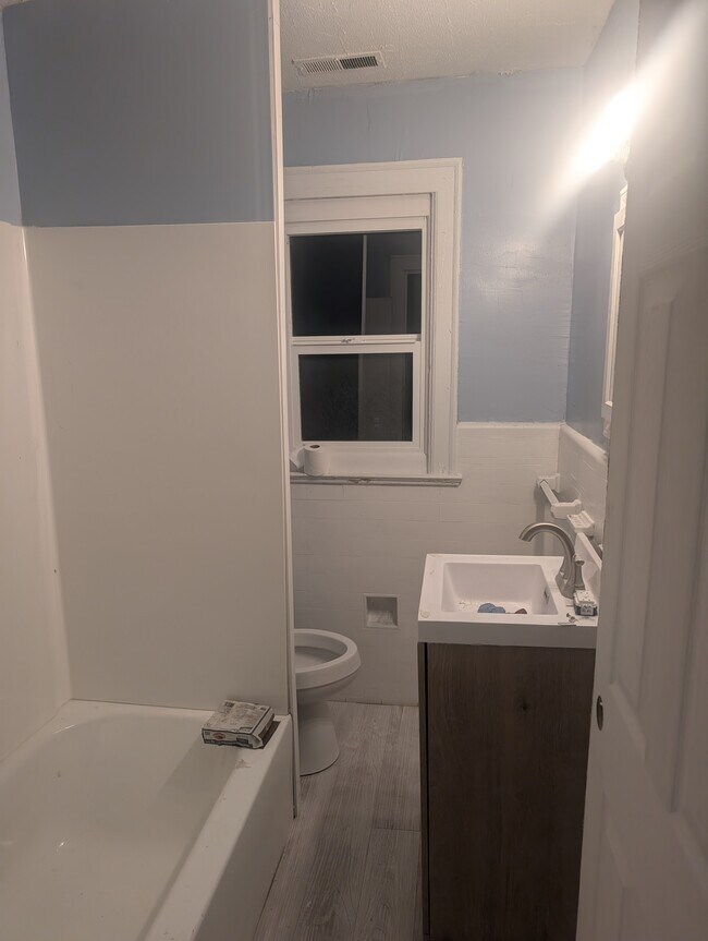 15829 Evanston St unit 2, Detroit, MI 48224 - photo 5